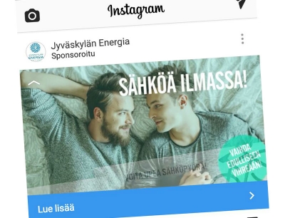 Miespari Jyväskylän Energian mainoksessa (kuvakaappaus)