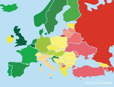 Kartta hlbti-vähemmistöjen asemasta Euroopan alueella. Asteikko on vihreästä keltaisen kautta punaiseen (kuva: ILGA-Eurooppa)