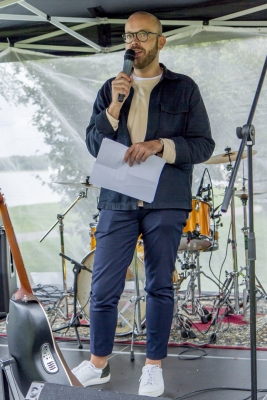 Regnbågsankanin puheenjohtaja Oscar Ohlis. (Kuva: Mikko Kivinen)
