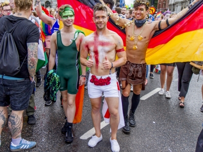Matt Rood voitti itselleen Tukholman priden yhteydessä Mr. Gay Europe -tittelin (kuva: Mikko Kivinen)
